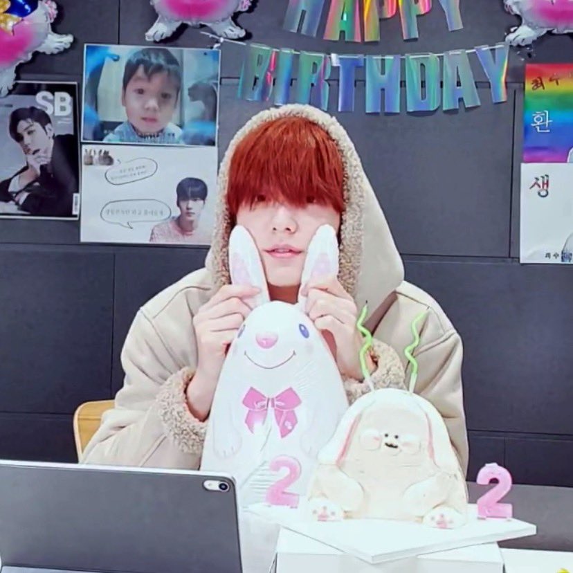 soobremo's tweet photo. #MAMAVOTE #txt https://t.co/dA5Dh2jQ4r