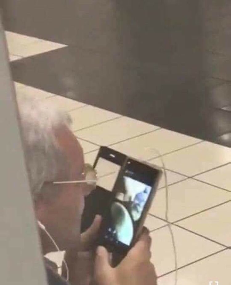 HailHisoka's tweet photo. hubungan layaknya suami istri https://t.co/ubWJfjY3e4