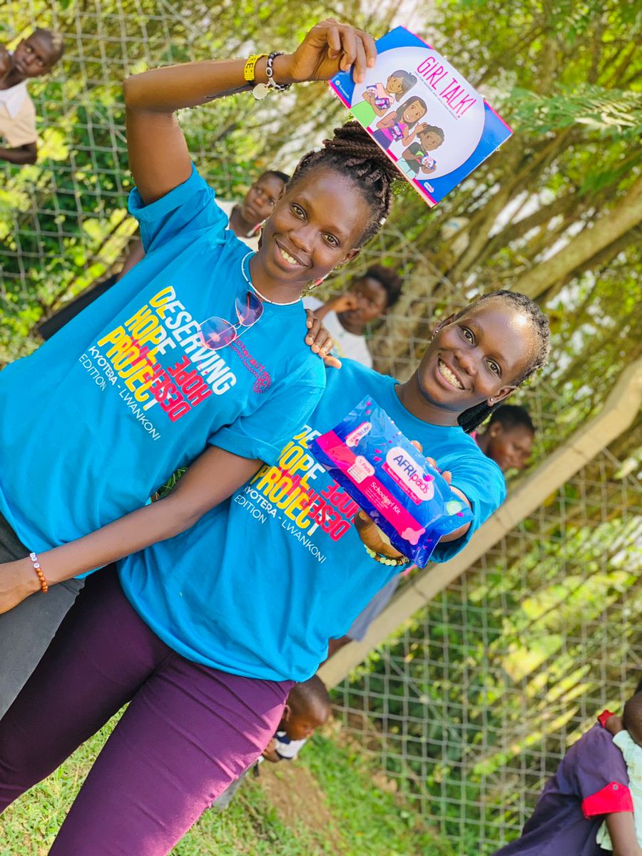 Destadia's tweet photo. Menstrual hygiene  was one of the major focus areas for this project. The club was able to donate over 100 packets to the girls and women in this community all courtesy of @AFRIpads . https://t.co/xHrbOg5gVS