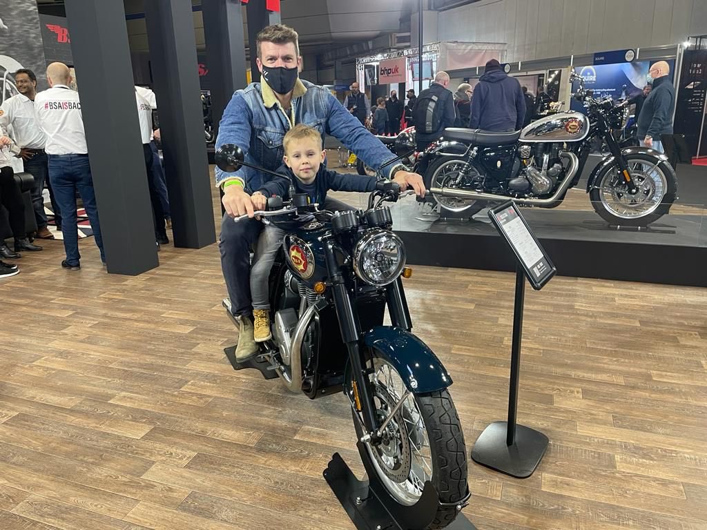 anand mahindra tweet media