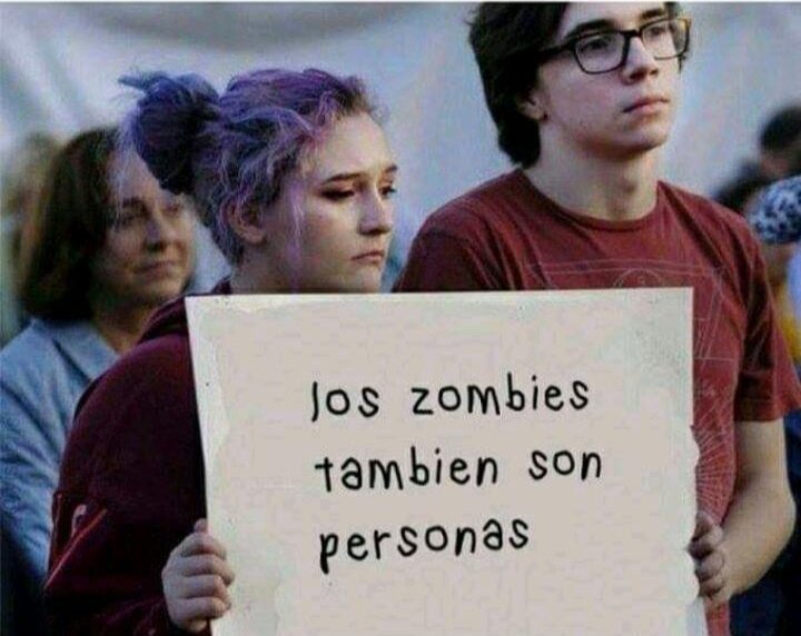 Llega el apocalipsis zombie...
-tw Cuba:
