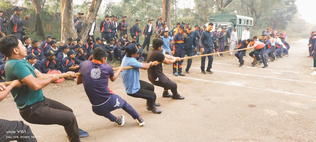HQ_DG_NCC's tweet photo. #NCCAdventure 
National level NCC trekking camp is in progress from 01 to 10 Dec in Patratu Valley which presents the opportunity to trek amongst hills, rivers, lakes &amp; waterfalls. Approx 500 Cadets &amp; ANOs from MP&amp;CG, UP, Delhi and Bihar &amp; Jhar Dtes are enjoying the opportunity. https://t.co/RqYLkj0X56