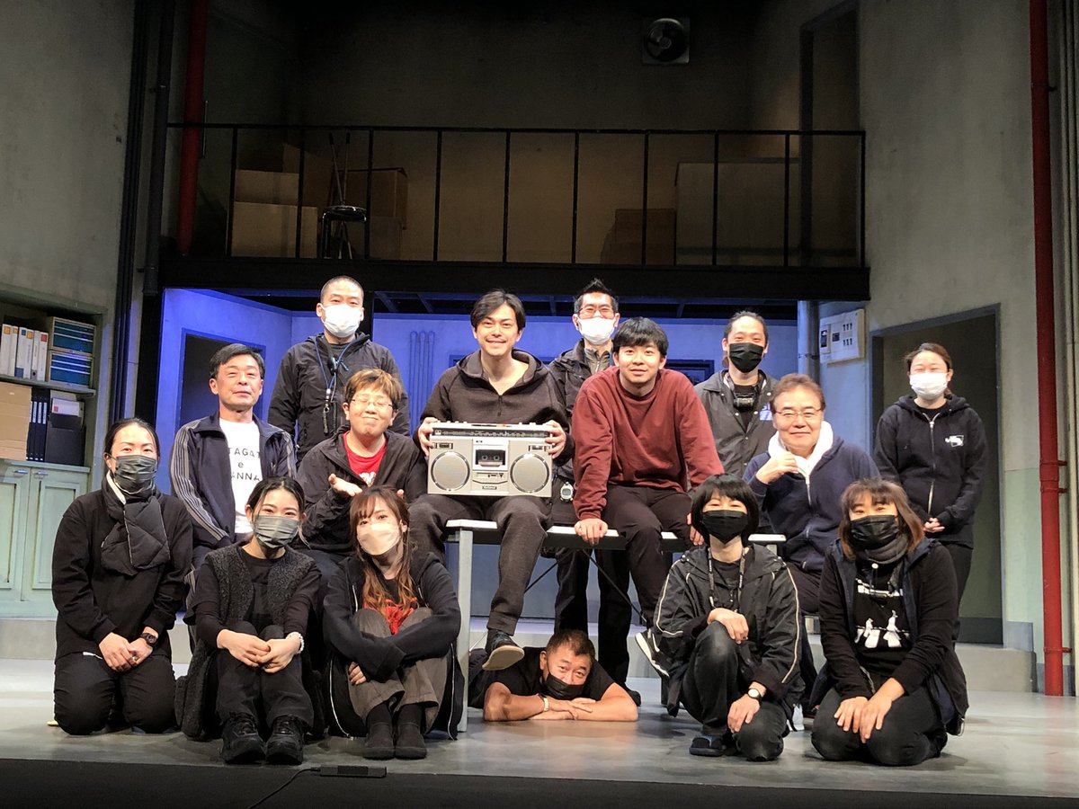 moplaysproduce's tweet photo. 「いのち知らず」全公演、無事終了しました！スタッフキャスト、全員最後まで健康で、完走できたこと、本当に感謝です❗️ありがとうございました❗️配信も、宜しくお願い致します‼️ https://t.co/7VgLFAmuuE