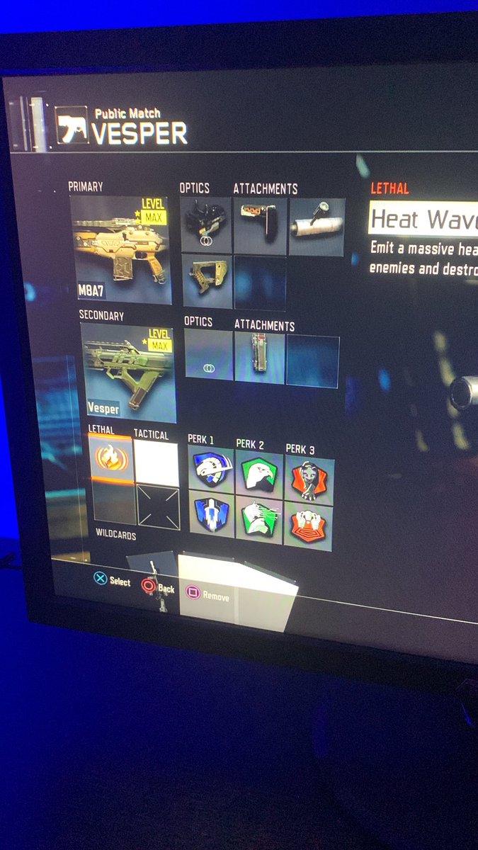 ZyroReborn's tweet photo. Still doing modded account services for very cheap! Modded classes, Lots of Supply drops, Dark matter etc dm me !! #bo3 #cod #ifanzcod #callofduty #blackops3 #mod #dupe https://t.co/9dMfXlQ77t