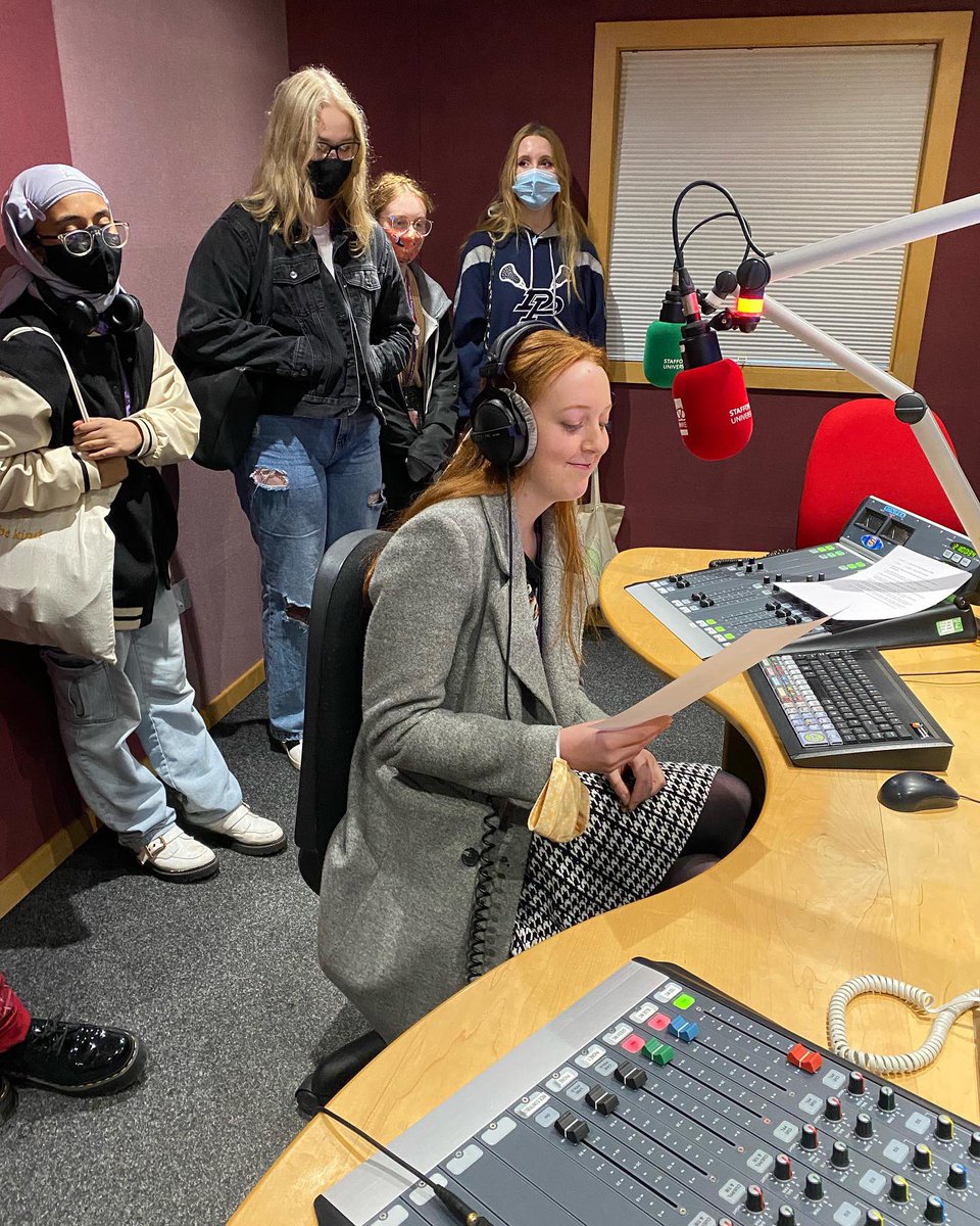 ftvrstaffsuni's tweet photo. Great to meet #students from @NSCGNewcastle hope you enjoyed your visit to @StaffsUni #film #tv #radio #podcasting https://t.co/8EKVPa9tEW