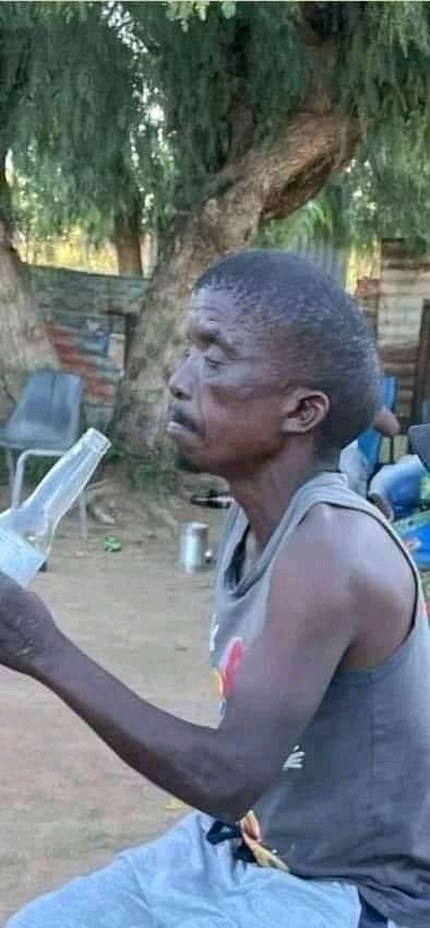 TGer25's tweet photo. @Mphossible_N Wena you can never relate aker you love what you already have.. https://t.co/cXGjPfMROL