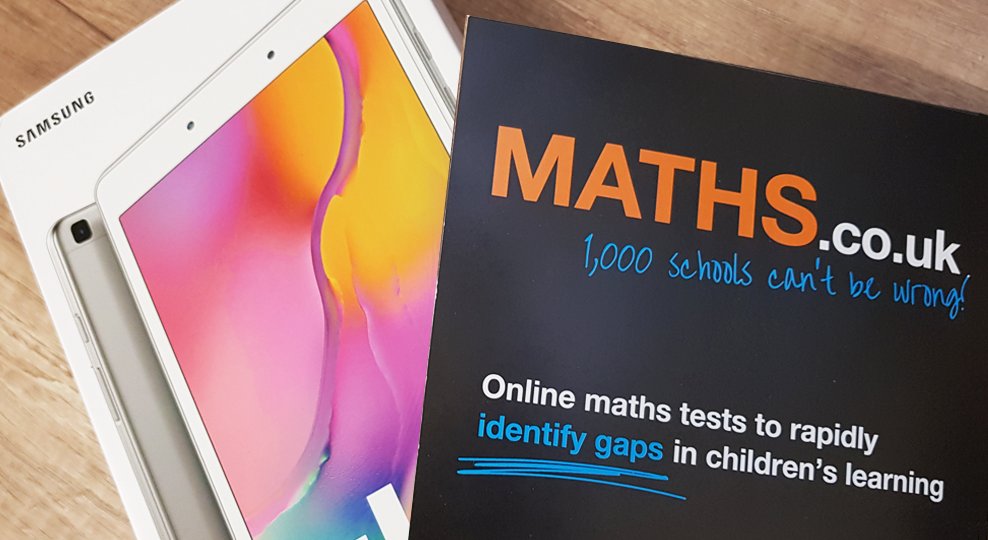 Today (5th Dec), one school will win our Christmas Giveaway! 🎁🎄🎁🎄

To win a Maths.co.uk licence + Samsung tablet:
✨ Follow &amp; RT today!
✨ 10 runners up will also get a 64GB flash drive

Winners announced at 9pm. Good luck!