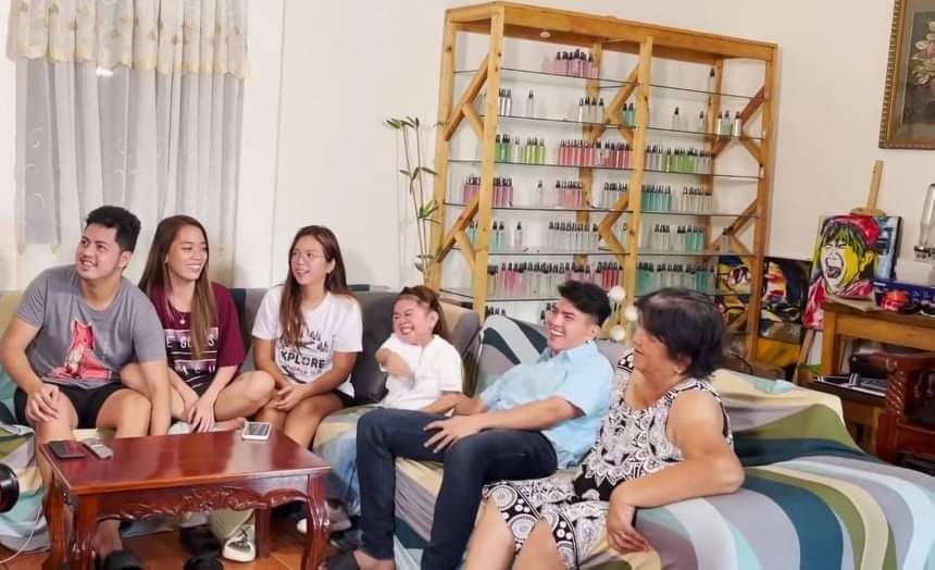Davidpassilan12's tweet photo. Family is Love

#MygzMolino
@MygzMolino https://t.co/yK8Sdvsi1z