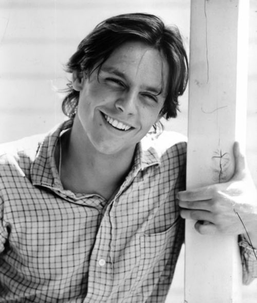 Even in this time of darkness the light shines through with you <a href="/FalseSecured/">𝐿𝓊𝓀𝑒’𝓈 𝒮𝓂𝓊𝑔𝑔𝓁𝑒𝓇</a> 

#SmileSunday