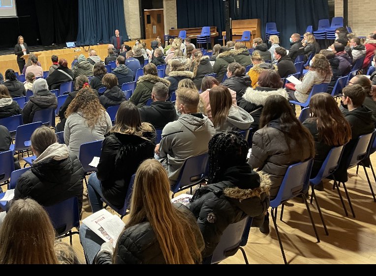ACSteaching's tweet photo. Aspirations , information and inspiration at our Astley 6 info evening https://t.co/RS8a5gyrjW