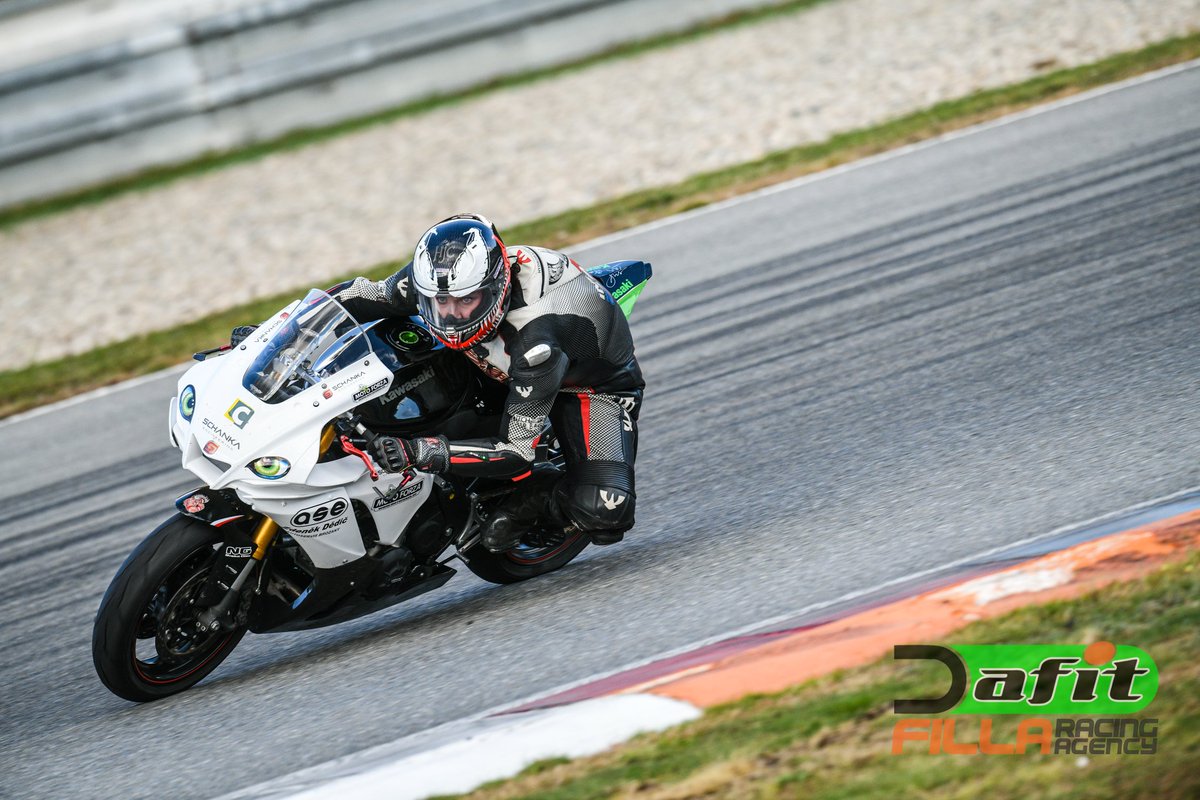 VeronikaH53's tweet photo. Exciting news for me!
➡️I gonna have Yamaha R6 from
https://t.co/l0gceisrfs
For whole season short circuits training and road racing here in Czech and for big meetings🦸♀️😁
#dafit #dafitmotoracing #dafitfillaracingagency #dfra #yamahaR6 #roadracing #veronika53 #veronikahankocy https://t.co/vDa0f4oDqO