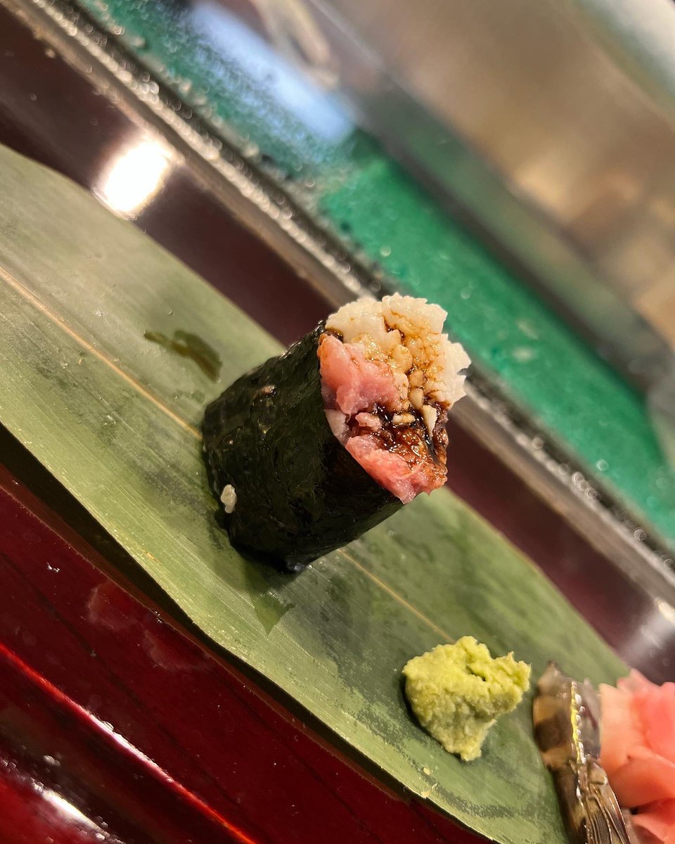 Blacky_worknet's tweet photo. 担当ちゃんとお寿司🍣 https://t.co/3sZkASb7hV