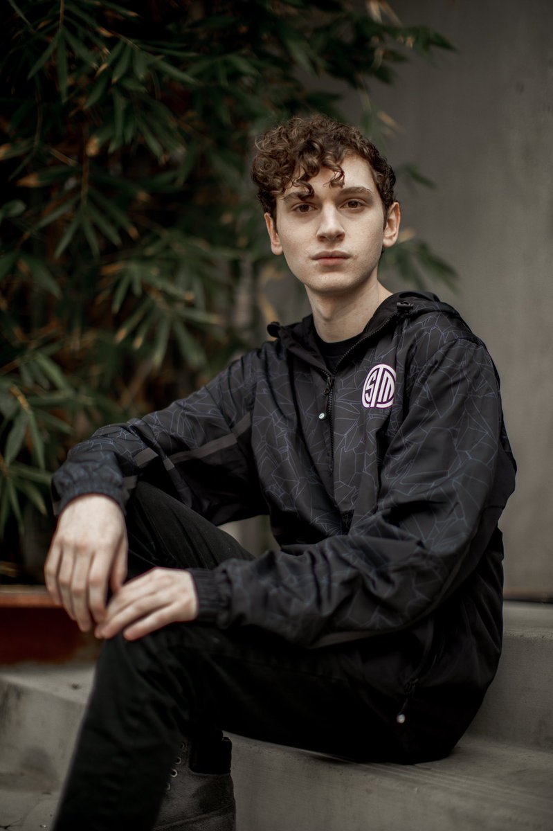 w00ftwt's tweet image. #fitchecksfor5up
Deiceded to be casual
Rt's are 👍