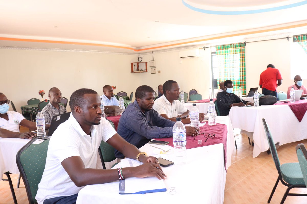 TurkanaCountyKE's tweet photo. County pharmacists held a Commodities Security Technical Working Group, supported by @Usaid's Nawiri &amp; @inSupplyHealth, to ensure continuous uninterrupted supply of quality, affordable essential drugs &amp; medical supplies in all 288 health facilities.
https://t.co/Hk3bbIirVn https://t.co/lSMSlv8IJ8