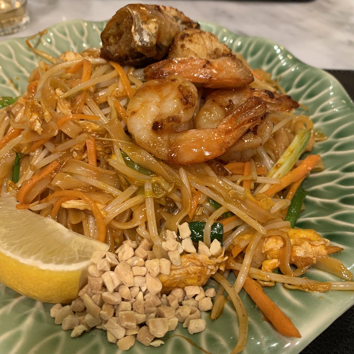 dab_bam_'s tweet photo. 태국에서 먹은 게 딱 요런 스탈이었는데 Lay Lao나 คำพูน 팟타이가 내 입맛에 최고였다 서울에선 썸머타이가 젤 내 스탈💖 https://t.co/sRkhsjHs7c