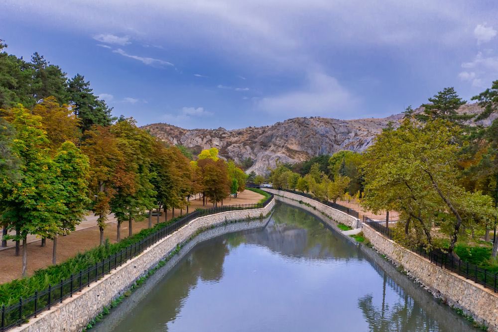 mansuryavas06's tweet photo. Bob Ross'un çizimlerini özlediğinizi düşünerek size çizimleri aratmayacak Ankara kareleri bırakmak istedik. 😊

📍Çubuk 1 Barajı https://t.co/1gUYAtx1zf