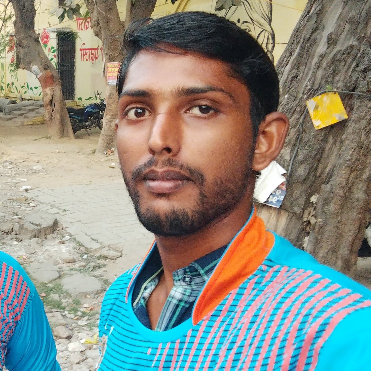som_vanshi's tweet photo. #NewProfilePic https://t.co/Y4bBgUEGDy