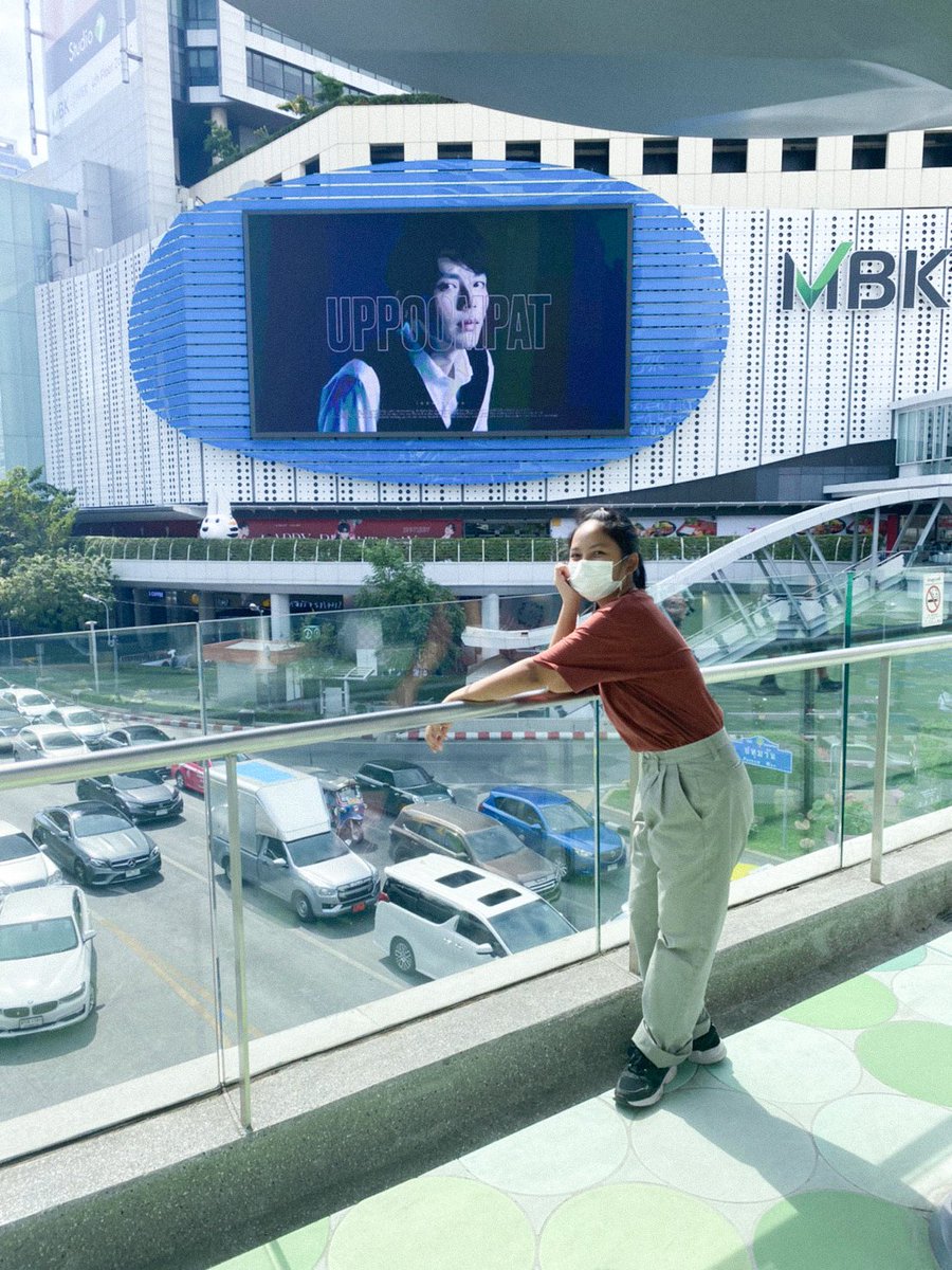 teyxywttp's tweet photo. 4.​มาตามหาสุดหล่อที่MBK​ 💖🤍✨🤏
เราลงแบบไม่เรียงนะแบตจาหมด555555555
@uppoompat
#HBD27thUP​ #uppoompat​ #mymayo
#มาโยของอัพ https://t.co/QG0ocqxWB5