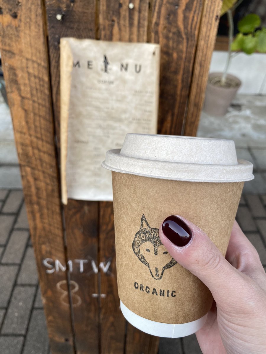 東京コーヒー ロースタリー カフェ 滝山店さんへ行ってきました。
東京にこんな昭和の情緒を残した商店街があるのもびっくりしたし、そこに店内で焙煎してるカフェがあるのもびっくりだった。
寒くて親指かさかさや
#東京コーヒーロースタリーカフェ