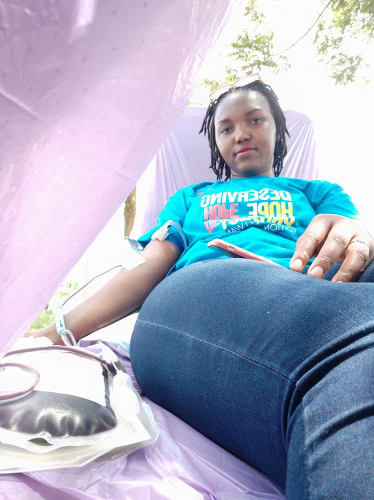 Momoteme1's tweet photo. Half a loaf is better than no bread . Asante Sana ⁦@Destadia⁩ ⁦@JulianNakiranda⁩ #deservinghope https://t.co/fIIS9wpqOK