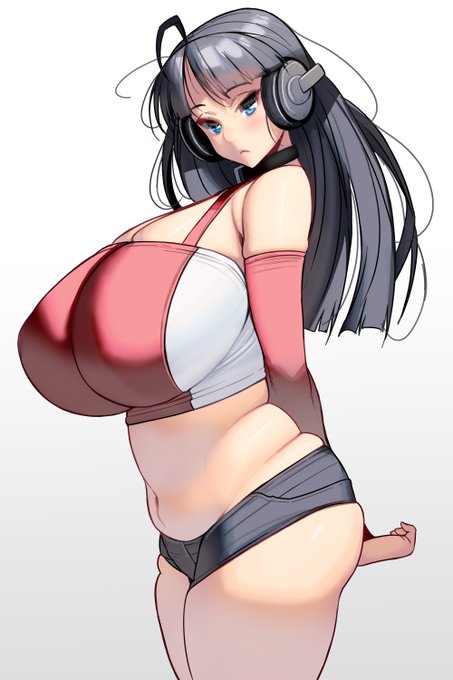 ぽっちゃりした腹肉 