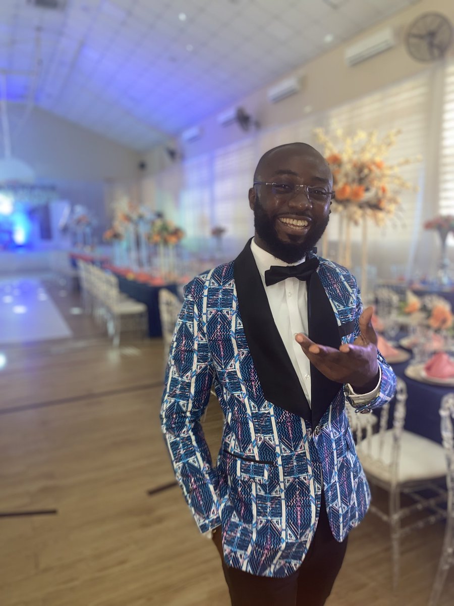 Rojayjay's tweet photo. The #guyguymc😎🎤 was live on the set and READY. #BEST2021 https://t.co/UqRIaclVuz