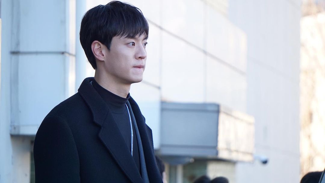 Suinn92_fan's tweet photo. #문수인 #배우문수인 #트레이서 #웨이브오리지널 #막내한빈이 #Wavve #MOON_SUIN #INSIDE
입꾹 수인💗 바람직한 버릇 너무 좋자냐
막촬까지 화이팅🤜🏻🖤🤛🏻
#저외모에 #뽀샤시까지해 #막내미 #뿜뿜하네 #잘생긴 #애기오빠 #교과서 #수이니 https://t.co/m0aGTqhfnB