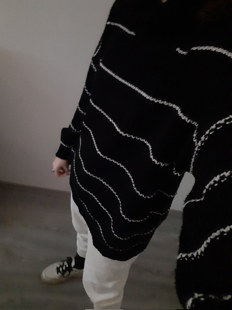 SugrYvie's tweet image. #fitchecksfor5up
I totally did not forget about this and I definitely did not take these pictures 2 minutes ago &amp;lt;3