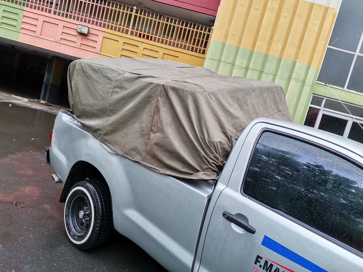 FManenzhe's tweet photo. Rain or no rain we've got you covered🤞
Sunnyside to Centurion ❗❗💪💯
Bakkies and trailers for hire, you can call or whatsapp 0723932380.
We do both short and long distances.
#Gracework🙌
#FManenzheOnDuty✊
#The_Transport_Guru💀
#F_Manenzhe_Transport_and_Logistics 🔥 https://t.co/mlC7zN3gNj