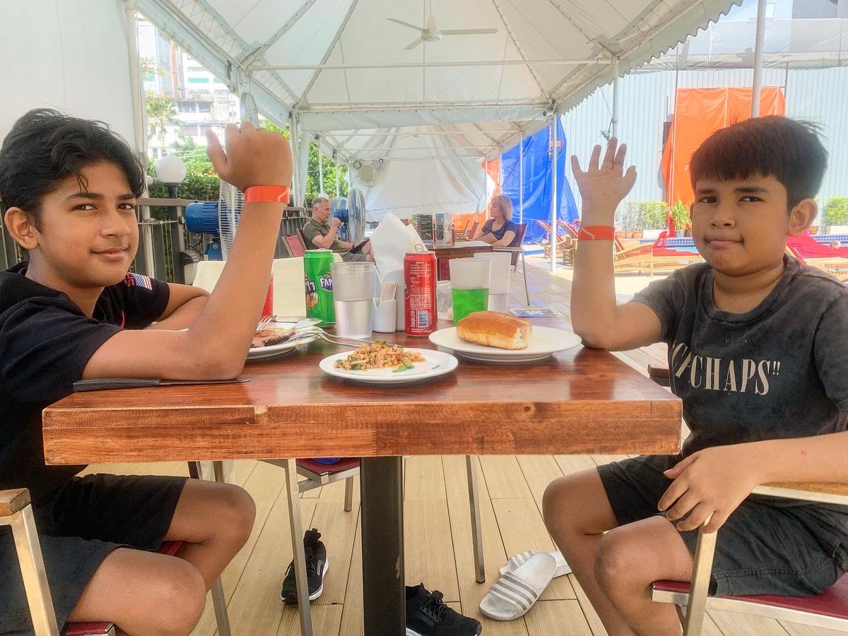 BritishClub1903's tweet photo. Thank you for your support for our first Poolside Sunday Brunch 🥳 #bcb #sundaybrunch #britishclubbangkok #poolsidebrunch #poolside https://t.co/Vm3SkQP1gj
