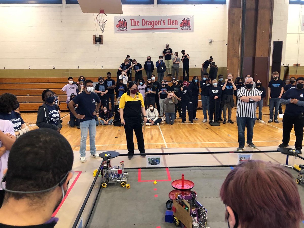 JohnDeweyBK's tweet photo. Our Robotics Team had their first competition back at John Dewey High School this weekend! Go Team 3οΈβ£3οΈβ£3οΈβ£ #NYCSTEM https://t.co/kLZuFesjwc