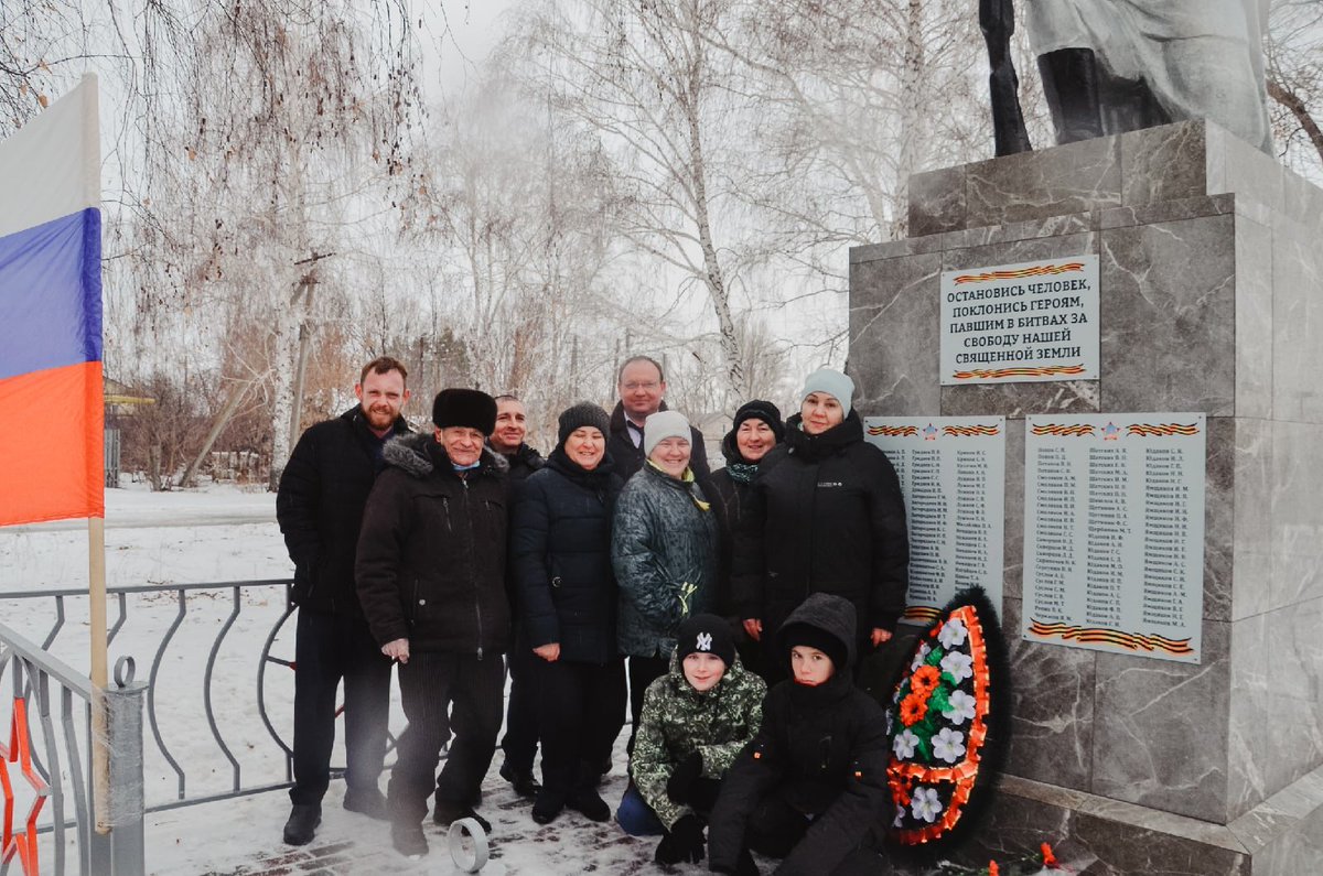30 ноября в селе Тростянка состоялся торжественный митинг в честь восстановления памятника погибшим воинам в Великую Отечественную войну.