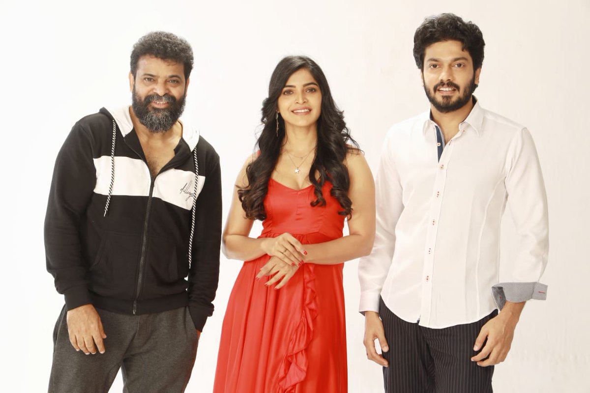 Fridaymedia2's tweet photo. #directorameer 's @afcmovies next in association with Jaffer's #JSMPictures started today on his b’day.
Lead roles by @directorameer @arya_offl 's brother #Sathya,
@SanchitaShettyy
Dir by #Pagaivan fame #RameshKrishnan
@thisisysr @ramji_ragebe1 @KavingarSnekan @onlynikil https://t.co/gMHlBfR6u6