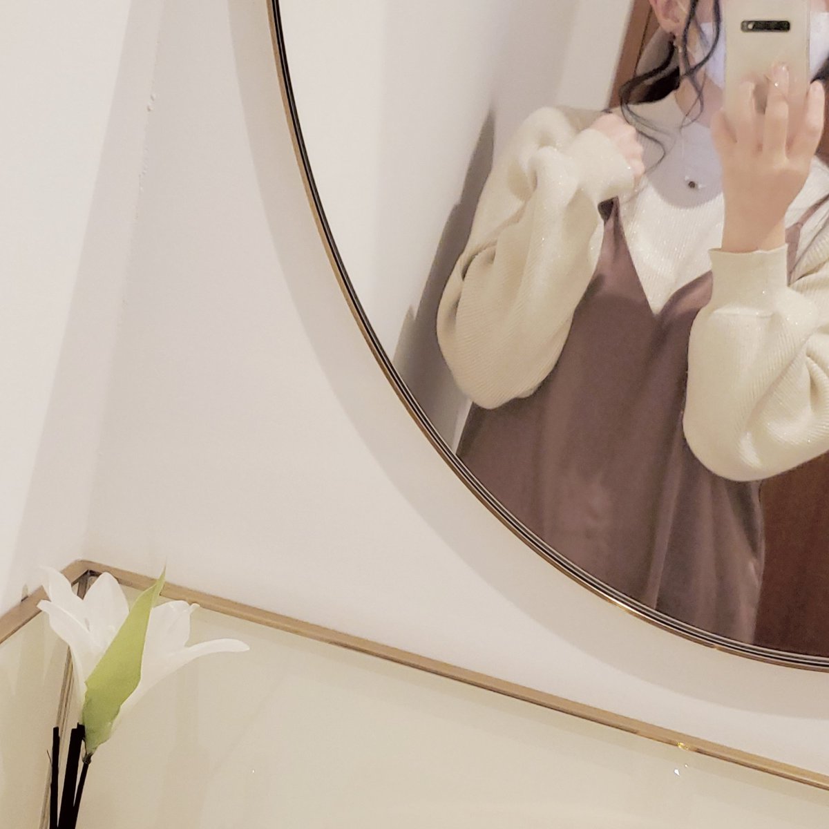 h0_icx's tweet photo. トイレで。。。
#裏アカ女子
#ぽっちゃり女子
#下乳 https://t.co/TVLtTrTOke