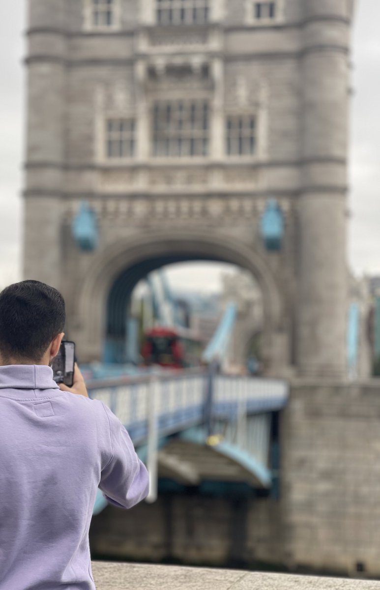 2017Vactory's tweet image. عائلتك هي الشيء الوحيد الذي يبقى معك للنهاية ،لا حُبٌّ كحب الأخت ، ولاأمانٌ كأمان الأب والأم ، ولا سندٌ كسند الأخ ..
- العائلة أولًا ، وثانياً وثالثاً وعاشراً ..❤️

 #الحب_كم_مره_بالعمرر