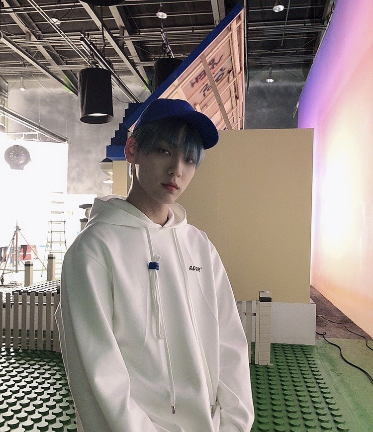 PUMA_98's tweet photo. HBD LOML
#HAPPYSOOBINDAY
#SOOBINBIRTHDAY
#ChoiSoobin
#mcsoobin https://t.co/mC6TNPtAaB