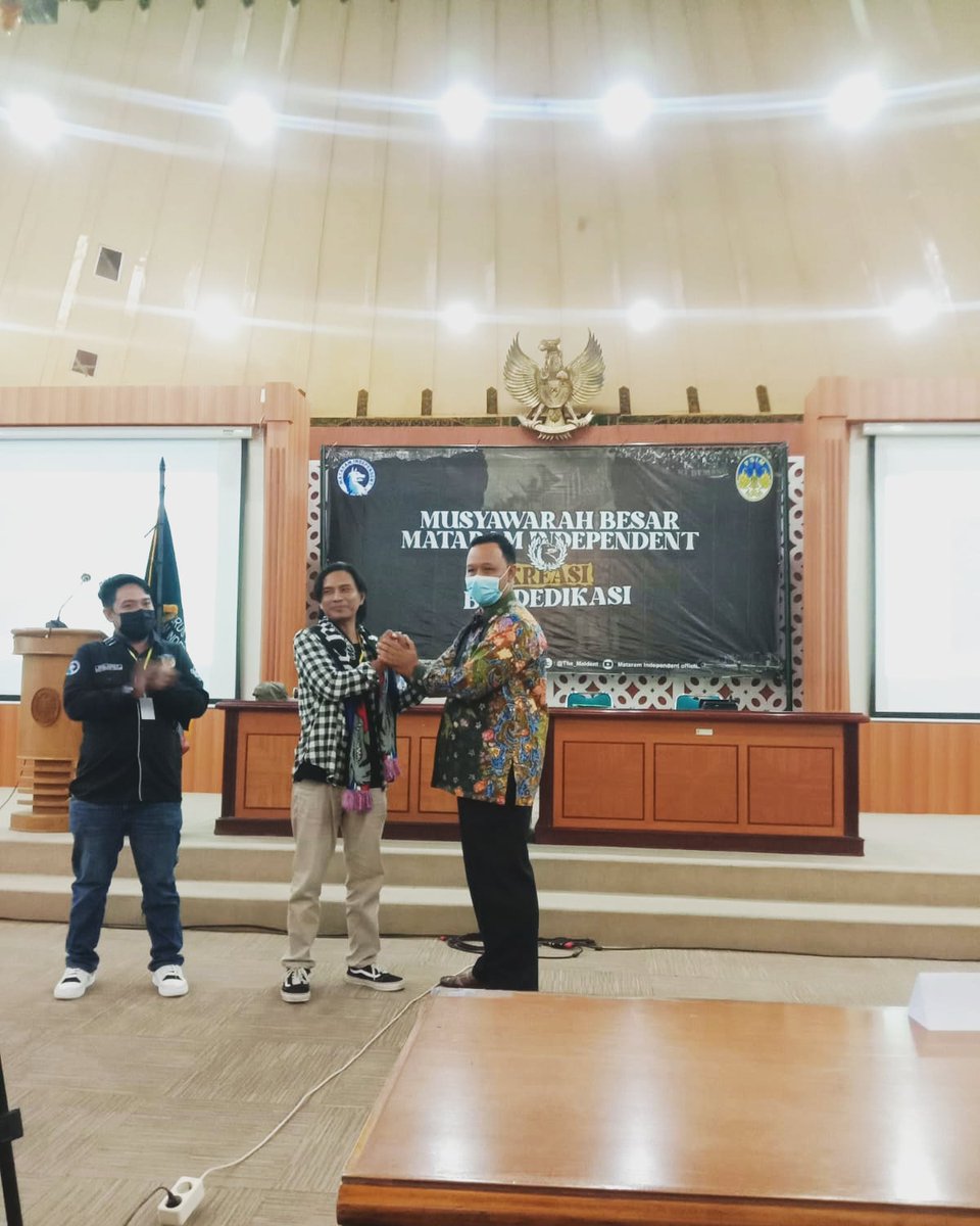 WOLFBOYS8's tweet photo. Selamat bertugas mas Budi item. 
Bawa kembali tribun utara yang bergelora. 
#TheMaident #Mubes #WolfBoys https://t.co/k67yXf5TCp