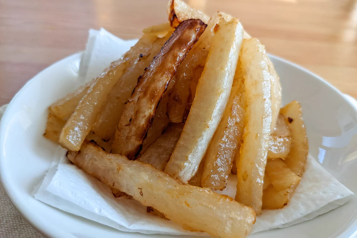 ぱくぱく食べられちゃいそう！下味をつけた大根を揚げて作る、美味しそうな料理のレシピ！