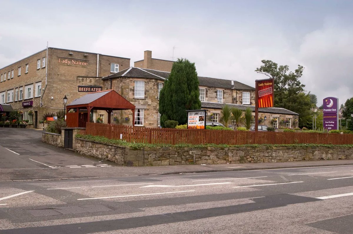 Handiscovercom's tweet photo. Accessible Hotel in Edinburgh, UK ๐ฌ๐งโ
Edinburgh East hotel is accessible and within walking distance of spectacular views from Arthur's Seat ๐โฟ๏ธ
Check out this accessible property here ๐ https://t.co/Dxtwqh3sy8
#handiscover #accessibility #holiday https://t.co/p1RwDZeoew