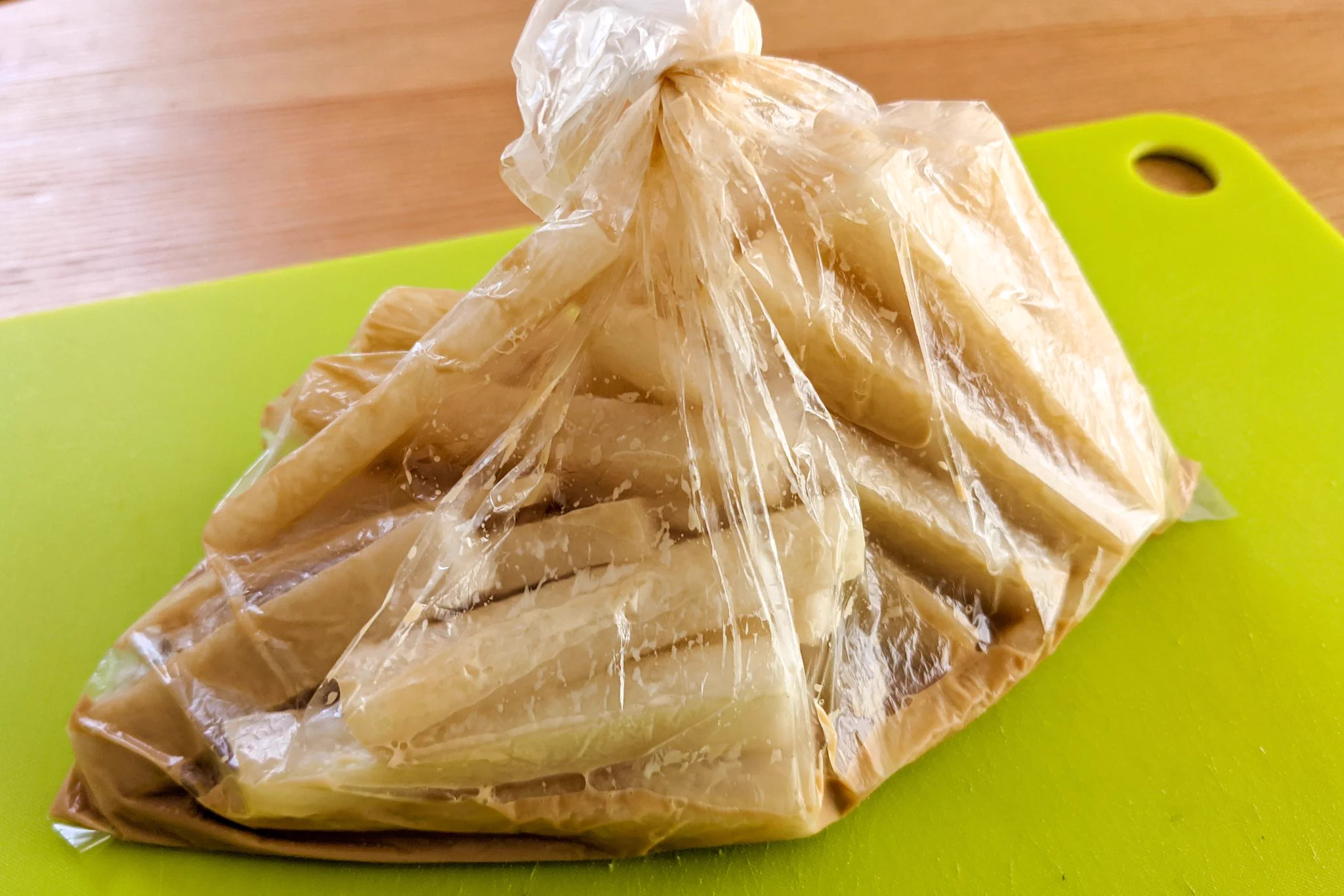 ぱくぱく食べられちゃいそう！下味をつけた大根を揚げて作る、美味しそうな料理のレシピ！