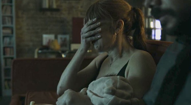 ddaviidgonzalez's tweet photo. “Creía que si corría lo suficiente la tristeza no me alcanzaría”
                                           - Alicia Sierra
#LCDP5  #LCDP https://t.co/5Y3R6DIeyM