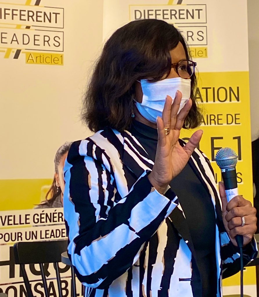 Diffleaders's tweet photo. « Même si vous allez changer les choses, c’est nous qui sommes aux manettes aujourd’hui. Vous faites votre part, à nous de faire la nôtre. C’est une question de collaboration, chacun contribuant à son niveau » #colibri @1ElisaMoreno #JMEC2021 #JournéeMondialeDeLEgalitéDesChances https://t.co/D1rmn780az