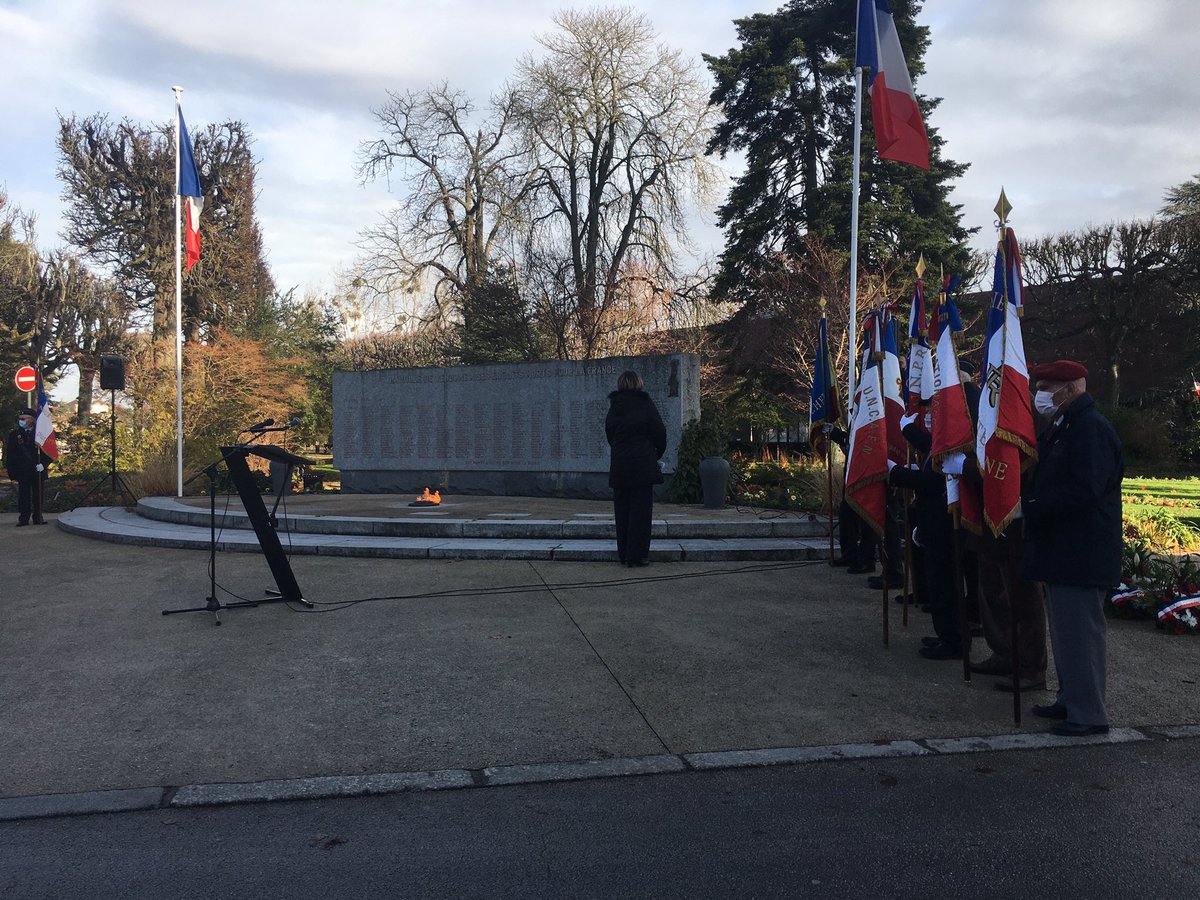 NRVendome's tweet photo. Une cérémonie d’hommage national en l’honneur des soldats morts durant la Guerre d’Algérie, et des combats au Maroc et en Tunisie, a lieu en ce moment à #vendome https://t.co/tMHkhap3ya