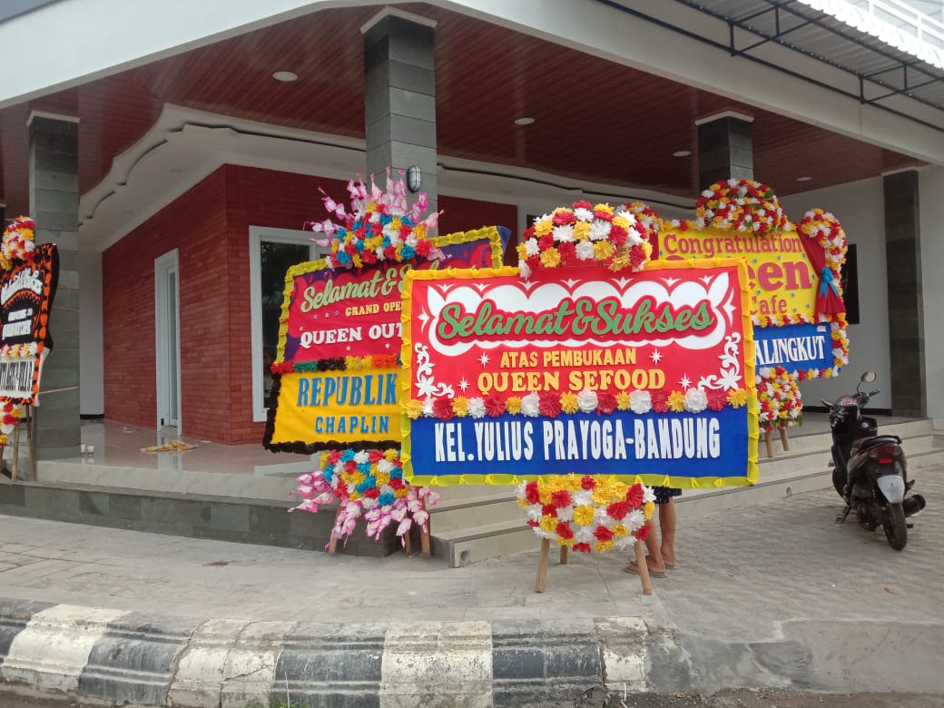 floristtegal's tweet photo. TOKO BUNGA TEGAL | Florist
💯💯❤❤
👇👇Order klik bawah ini👉
https://t.co/9fijlbeubZ
❤❤💐💐
WA:☎️082298267271
 @floristtegal
#tokobungategal
#tegal
#floristtegal
 #slawi #bumijawa #adiwerna #suradadi #dukuhturi #balapulang #dukuhwaru  #margasari #warureja #tarub #jatinegara https://t.co/eFEhLoqH19