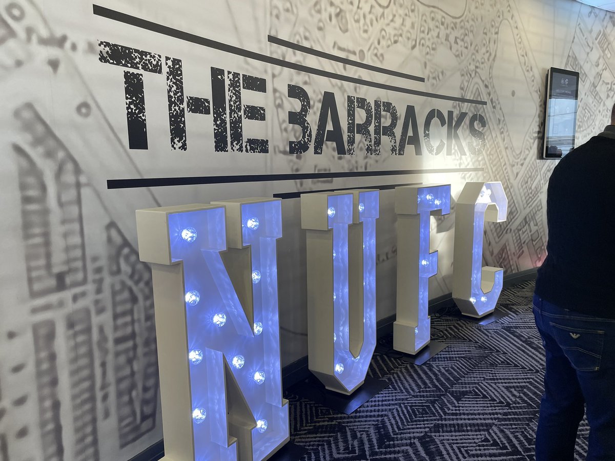 _TC_1's tweet photo. Finally…. 3 points! A great atmosphere at the match, and a fun weekend in the toon! #NUFC #EddieHowesBlackAndWhiteArmy https://t.co/d96mHkALDG