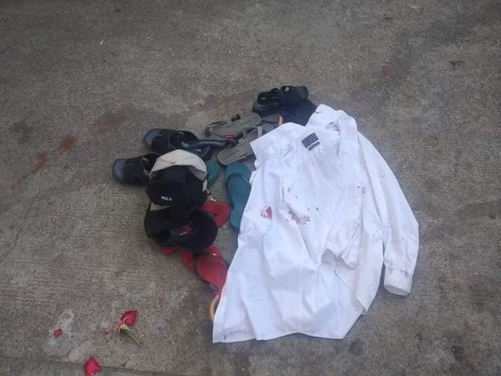 Women were beaten ruthlessly and taken into interrogation centre right away after the protest crowd was bloodily cracked down today morning at KyiMyinDine, Yangon.

#Dec5Coup
#WhatsHappeningInMyanmar