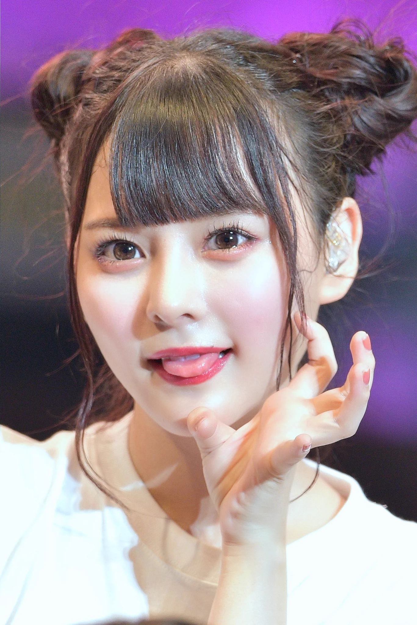 =LOVEの斎藤なぎさちゃんになれる！くるんと上がった綺麗なまつ毛の作り方がこちら！