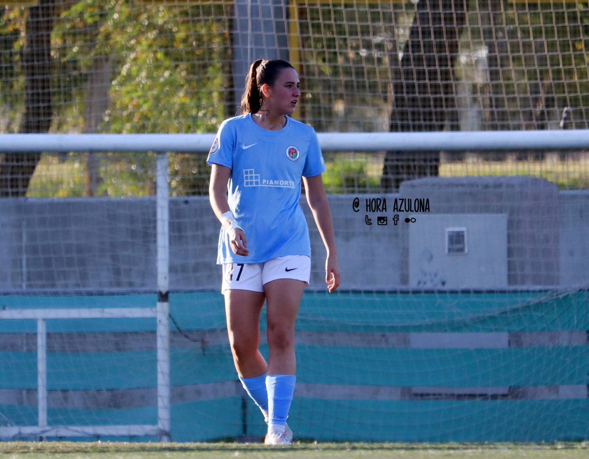 ⚽ | En el día de ayer Blanca Lizarralde se estrenaba como goleadora con el <a href="/getafefem/">C. D. Getafe Femenino</a>. Y frente al <a href="/realmadrid/">Real Madrid C.F.</a>.  Es una alegría tremenda ver la proyección del al central. Ficha juvenil. Indiscutible con el primer equipo. Ese '27' es un verdadero diamante.