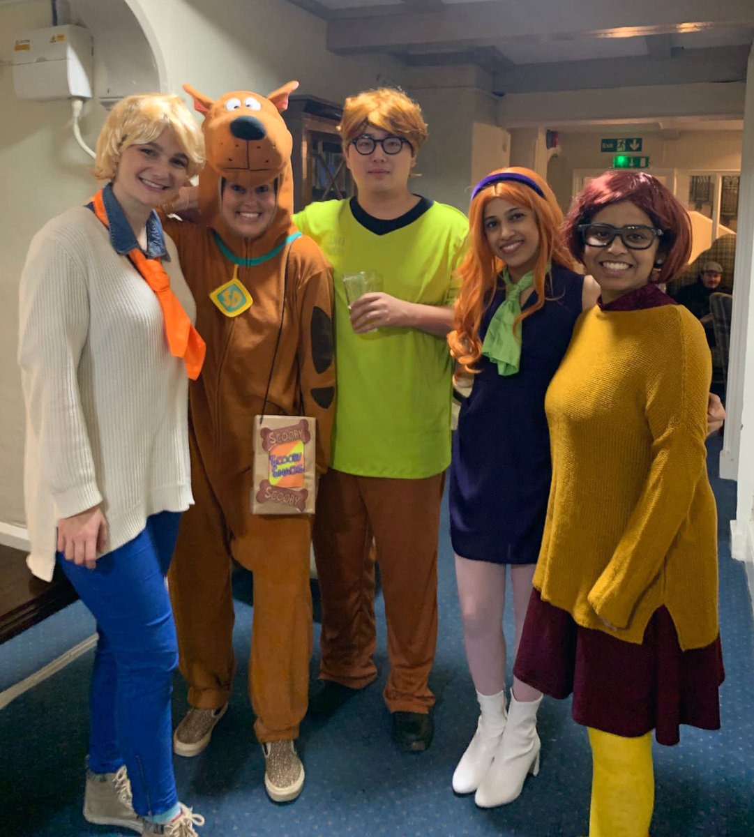 ARAG_91's tweet photo. Jinkies, what an incredible Maxfax Christmas party with these meddling kids!#SundaySecrets #MysteryGang #ScoobyDoo https://t.co/FSfWI31SKh