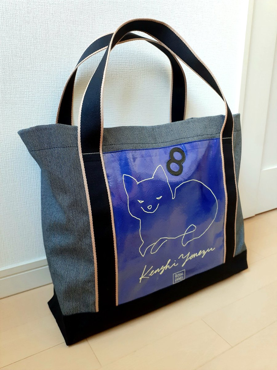 不織布ネコちゃんリメイクバッグ2 柔らかな中厚の生地を使い、 軽く